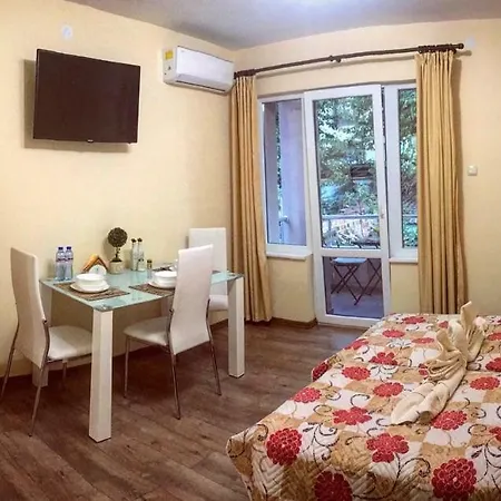 Стаи За Гости Войнишка Слава بيت ضيافة